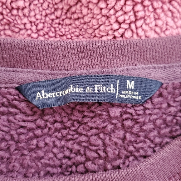 A&FITCH | Women's purple chevron color block faux-fur pullover sweater. Size M. - Picture 4 of 6